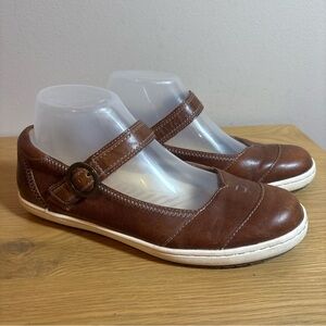Taos Forward Leather Mary Jane Flats Comfort Shoes Sz 8 Brown